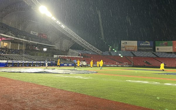 Suspendido por lluvia