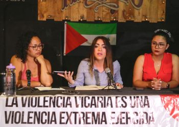 Madre pide justicia; le quitaron a sus tres hijas hace año y medio