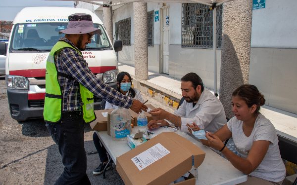 Aplican exámenes toxicológicos a choferes de transporte público en Puebla