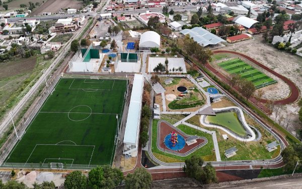 Entrega gobernador espacio recreativo