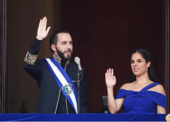 Bukele asume segundo mandato consecutivo en El Salvador