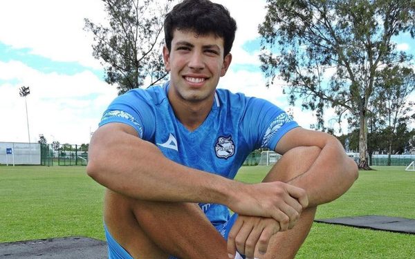Pedro Budib, a la central de La Franja