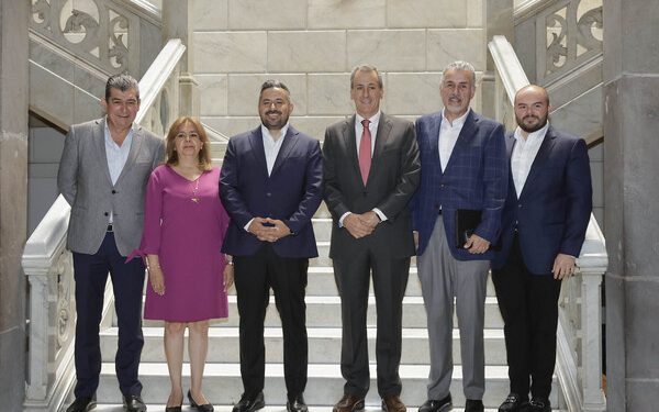 Transición, “transparente y sin cacería de brujas”