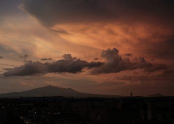 Puebla y siete estados en alerta por ciclón