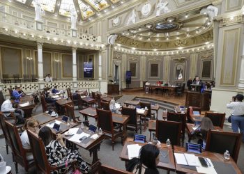 Vuelven diputados y regidores