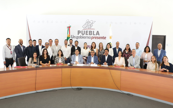 Sergio Salomón y Alejandro Armenta se reúnen con diputados federales electos