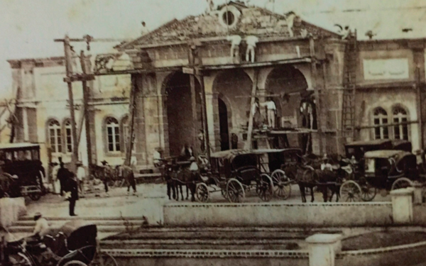IN MEMORIAM / MONUMENTO HISTÓRICO
