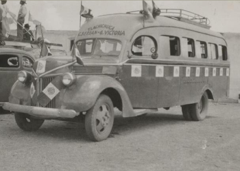 IN MEMORIAM / LLAMATIVO TRANSPORTE