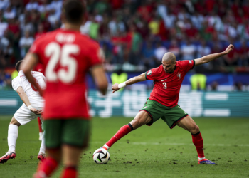 Portugal asegura su pase a Octavos con goleada sobre Turquía