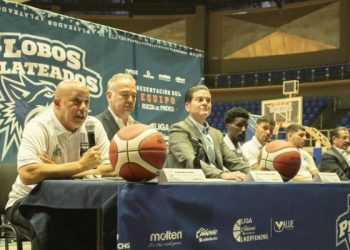 Presentan Lobos Plateados a Puebla