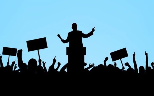 SIN OPOSICIÓN, SIN CONTRAPESOS…