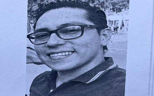 Joven persigue vehículo que chocó su camioneta, lo agreden a balazos y está desaparecido en Puebla