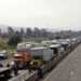 Sin acuerdo, segundo día de bloqueo en autopista