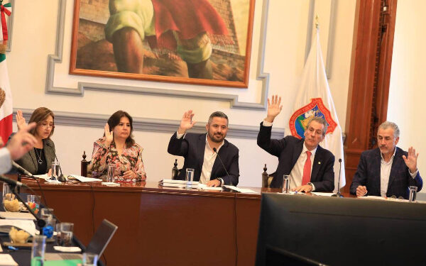 Formalizan comisión de transición del municipio de Puebla