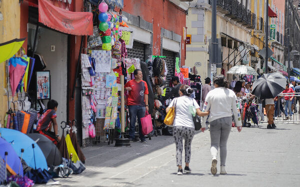 Inhibe ventas cerco policial en corredor 5 de Mayo