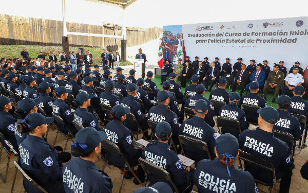 Se gradúan 170 policías de curso de formación