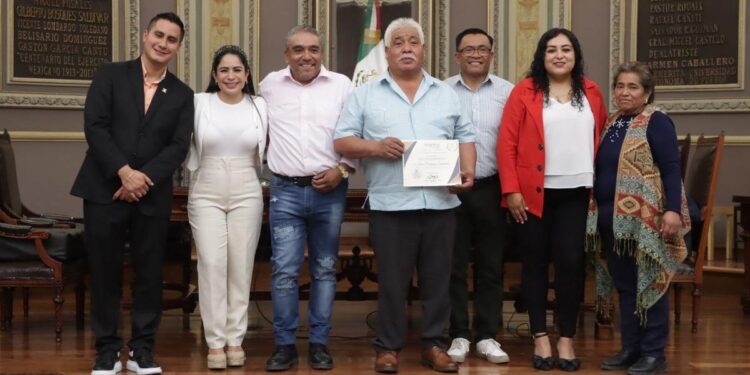 Congreso de Puebla reconoce a cocineras tradicionales de San Nicolás de los Ranchos