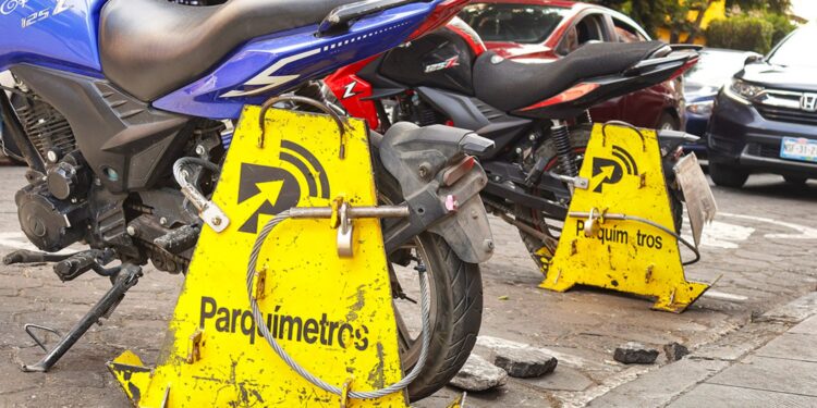 Capitalinos aprenden sólo con arañazos