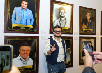 Reconocen a compositores