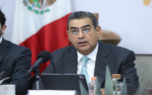 No se bajará la guardia en materia de seguridad en Puebla: Sergio Salomón