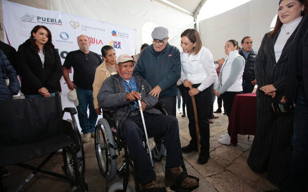 Equipa DIF estatal cuatro estancias en Zacatlán