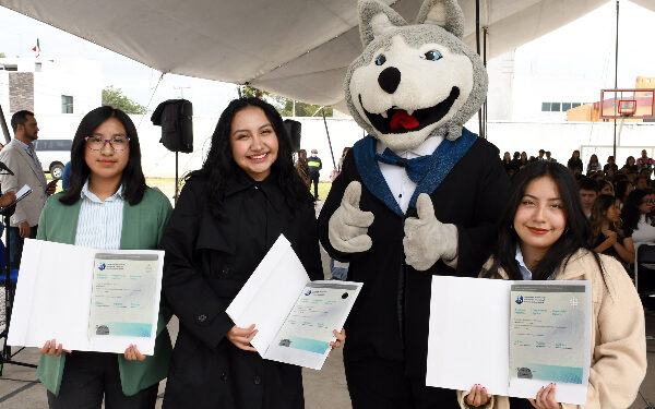 Otorga BUAP formación con calidad internacional