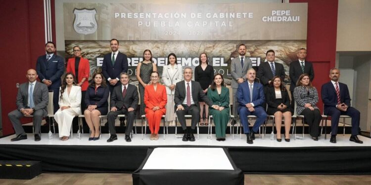 José Chedraui presenta a integrantes de su equipo de gobierno