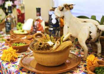 Preservan la receta del mole de caderas