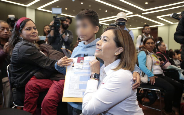 Entregan apoyos para inclusión social