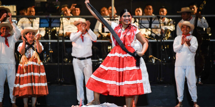 Inicia la edición 52 del Festival Internacional Cervantino