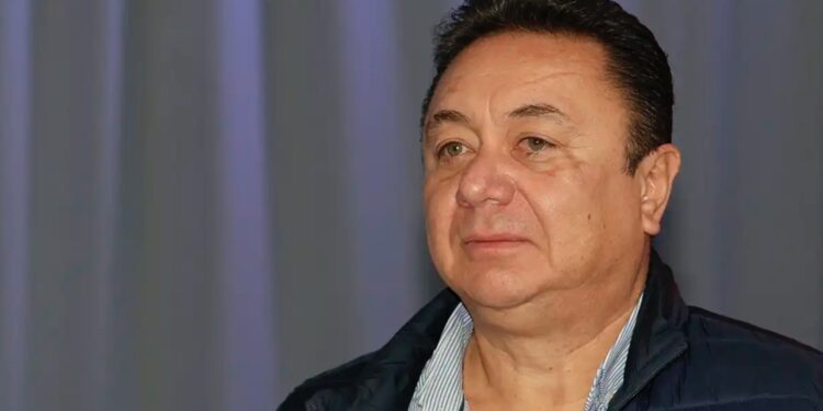 FELIPE VELÁZQUEZ, EL TÍTERE PERFECTO 