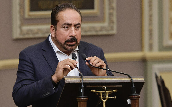 Critican opacidad en el PAN