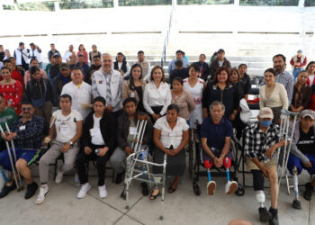 Con prótesis, DIF estatal impulsa mejor calidad de vida
