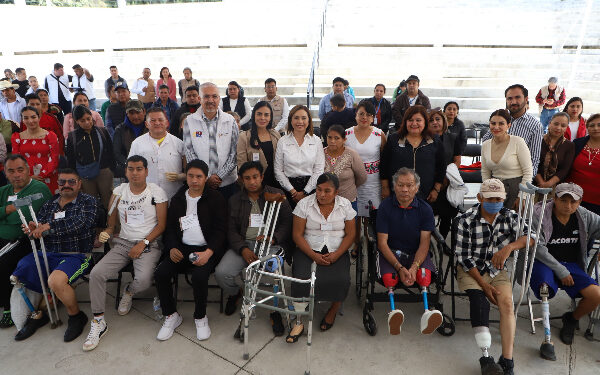 Con prótesis, DIF estatal impulsa mejor calidad de vida