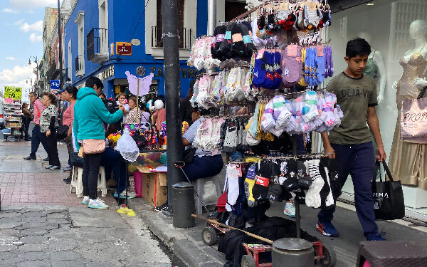 Piden evitar instalación de ambulantes