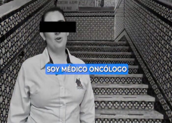 Mujer se hace pasar por oncóloga infantil