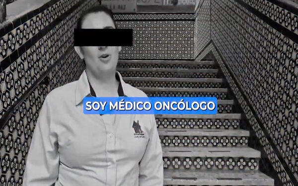 Mujer se hace pasar por oncóloga infantil