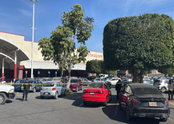 Balacera tras asalto a cuentahabiente en Puebla; hay un muerto