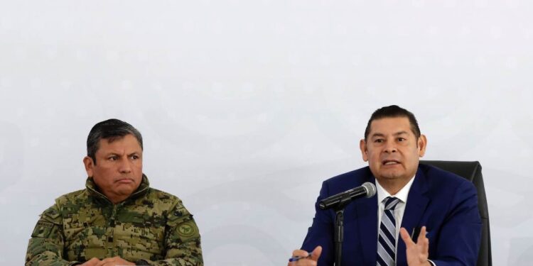 Capacitarán a policías poblanos en Semar