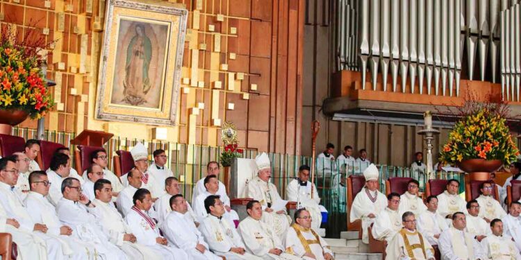 Miles de poblanos arribaron a la basílica