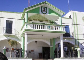 Policía investiga ataque a niño en transporte público