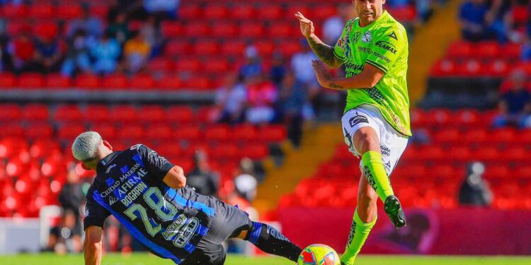 Descalabran 2-0 a La Franja