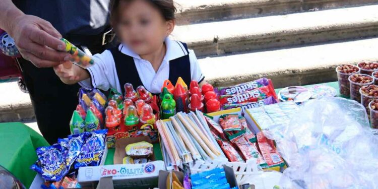 Adiós a la comida chatarra en escuelas públicas