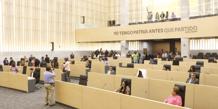 Puebla, cuarto estado con diputado migrante