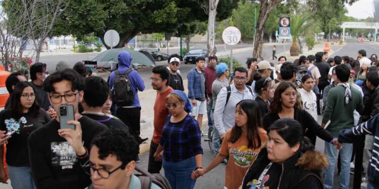 Vuelven a aulas prepas de la BUAP