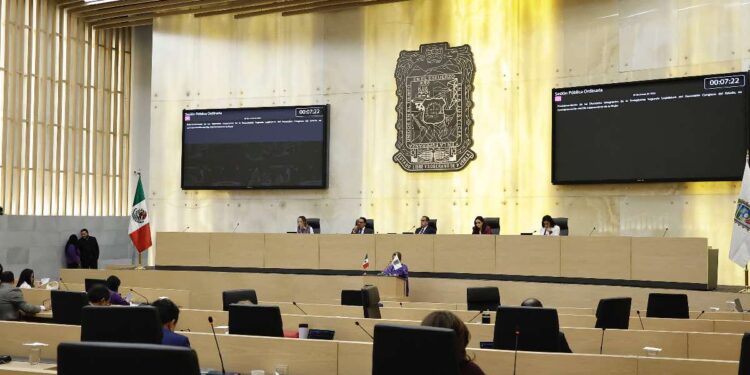 PRIMER CONGRESO CONSTITUYENTE 1824-1825