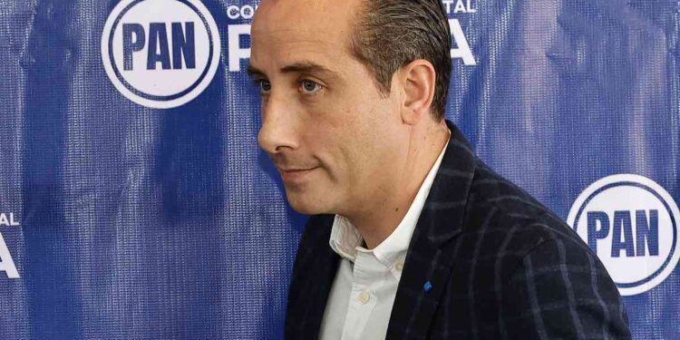 Descarta Mario Riestra alianzas para el 2027