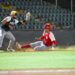 Pericos remontan y vencen a los Diablos
