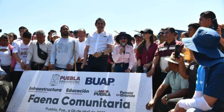 Encabeza Cedillo jornada de limpieza en CU 2 BUAP
