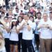 Clase masiva de boxeo reúne a miles en el zócalo